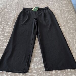 HALARA Athleisure Wide Leg Pants NWT